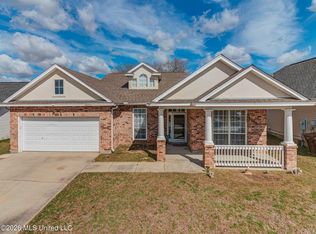 18026 Lake Vista Dr, Gulfport, MS 39503