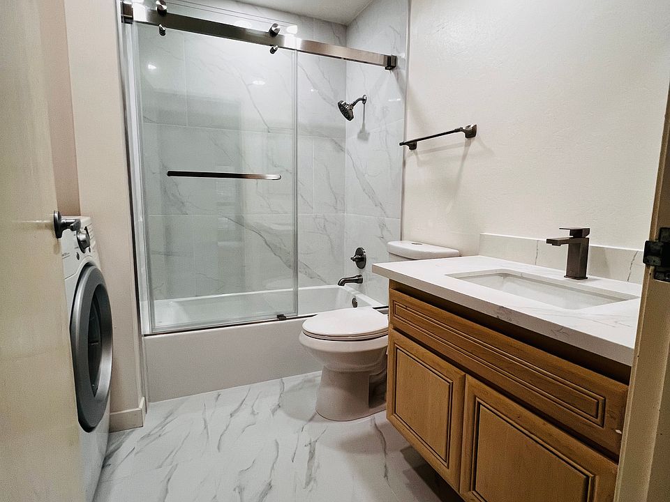 1st image of 58 El Camino Real #108