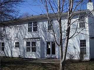 2nd image of 15201 Dearborn St