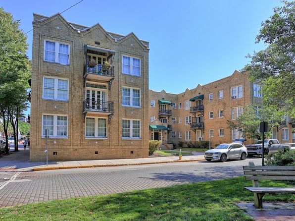 210 E State St APT 35
