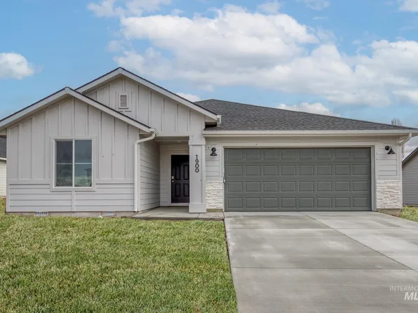 1900 N Thunderbolt St, Mountain Home, ID 83647