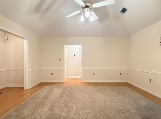 67 Sunny Meadows Dr, Hattiesburg, MS 39402