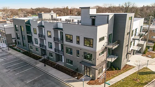 27 W Park Blvd Photo 1