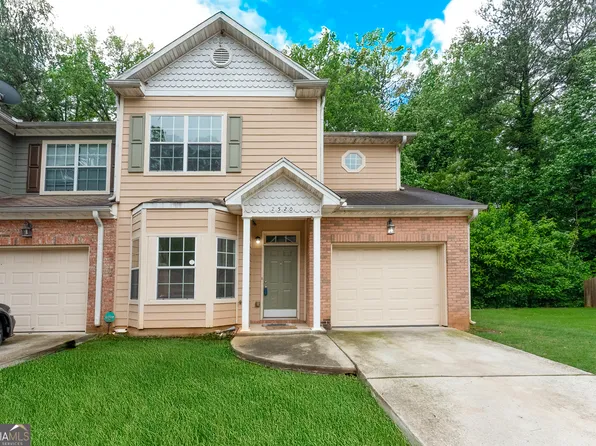 2520 Laurel Cir NW, Atlanta, GA 30311