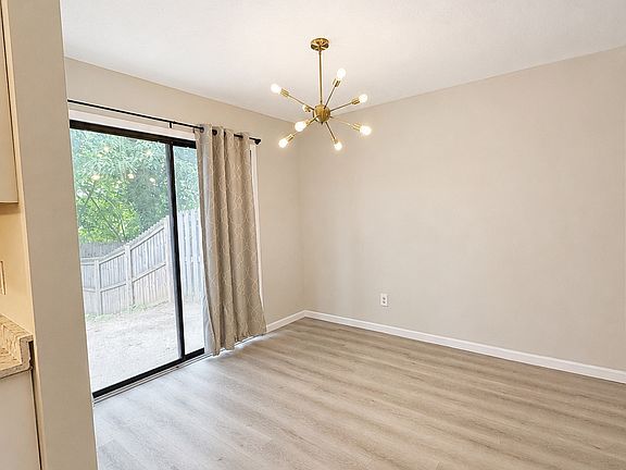 4th image of 1498 Springleaf Cir SE