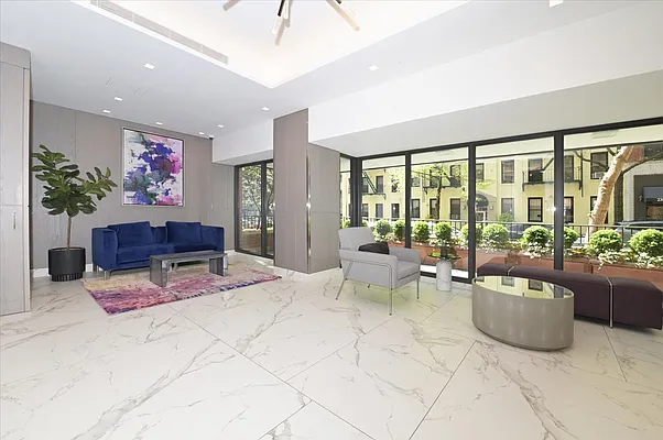 Rented by Charitable Broker | media 7