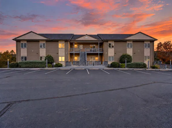 1175 Mariners Way APT 51, Huddleston, VA 24104