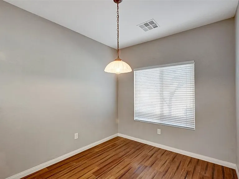 10500 Nordic Cliff Ave — Photo 11