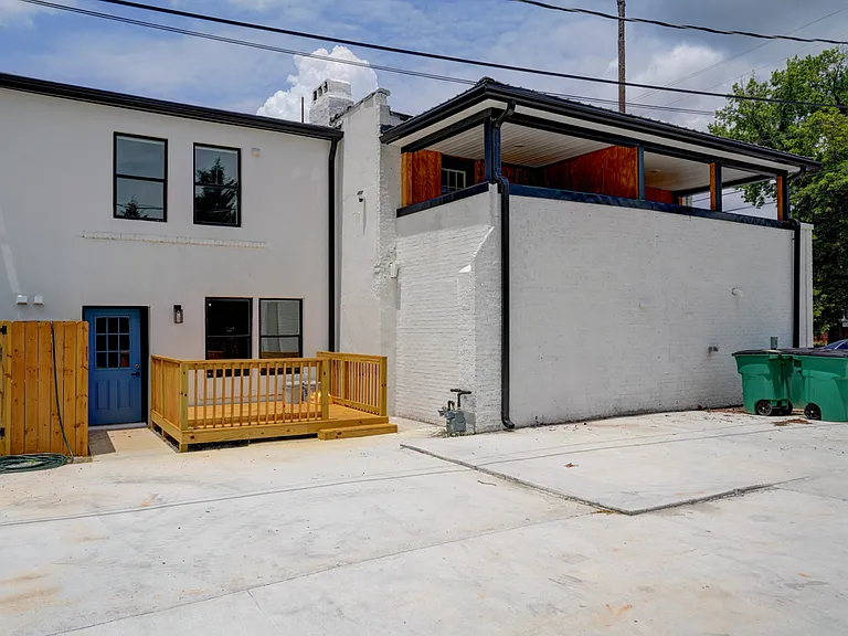 209 S Woodrow St — Photo 21