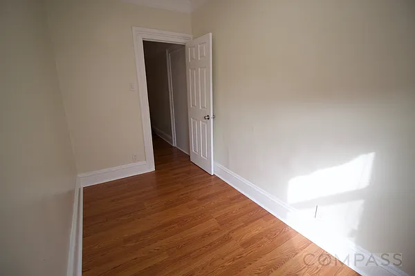 Rented by Compass | media 31