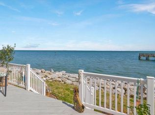 8653 Baywalk Sq, Chesapeake Beach, MD 20732