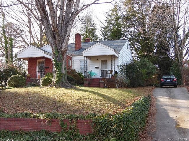 2nd image of 209/211 N 4th St