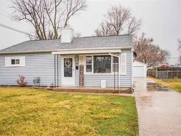 1711 Center Granview Dr, Quincy, IL 62301