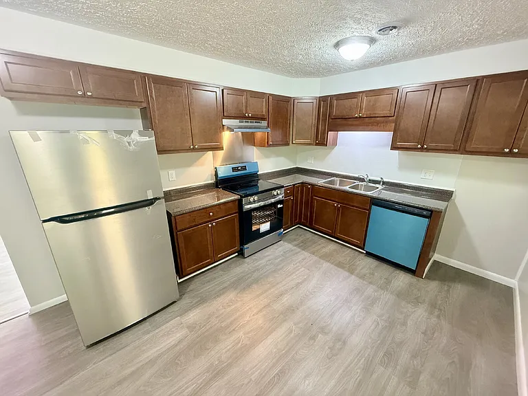 4730 Rosehill Rd — Photo 9