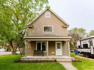 102 4th St NE, Dilworth, MN 56529