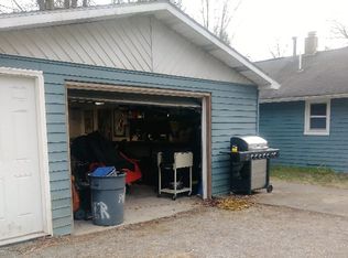 2652 N Nine Mile Rd, Sanford, MI 48657
