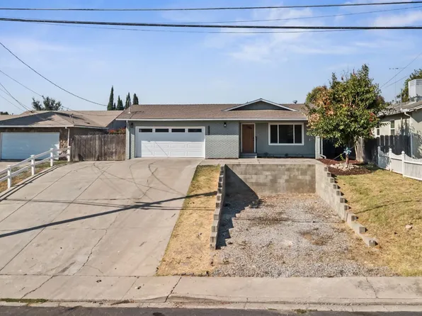 13510 Bentley St, Waterford, CA 95386