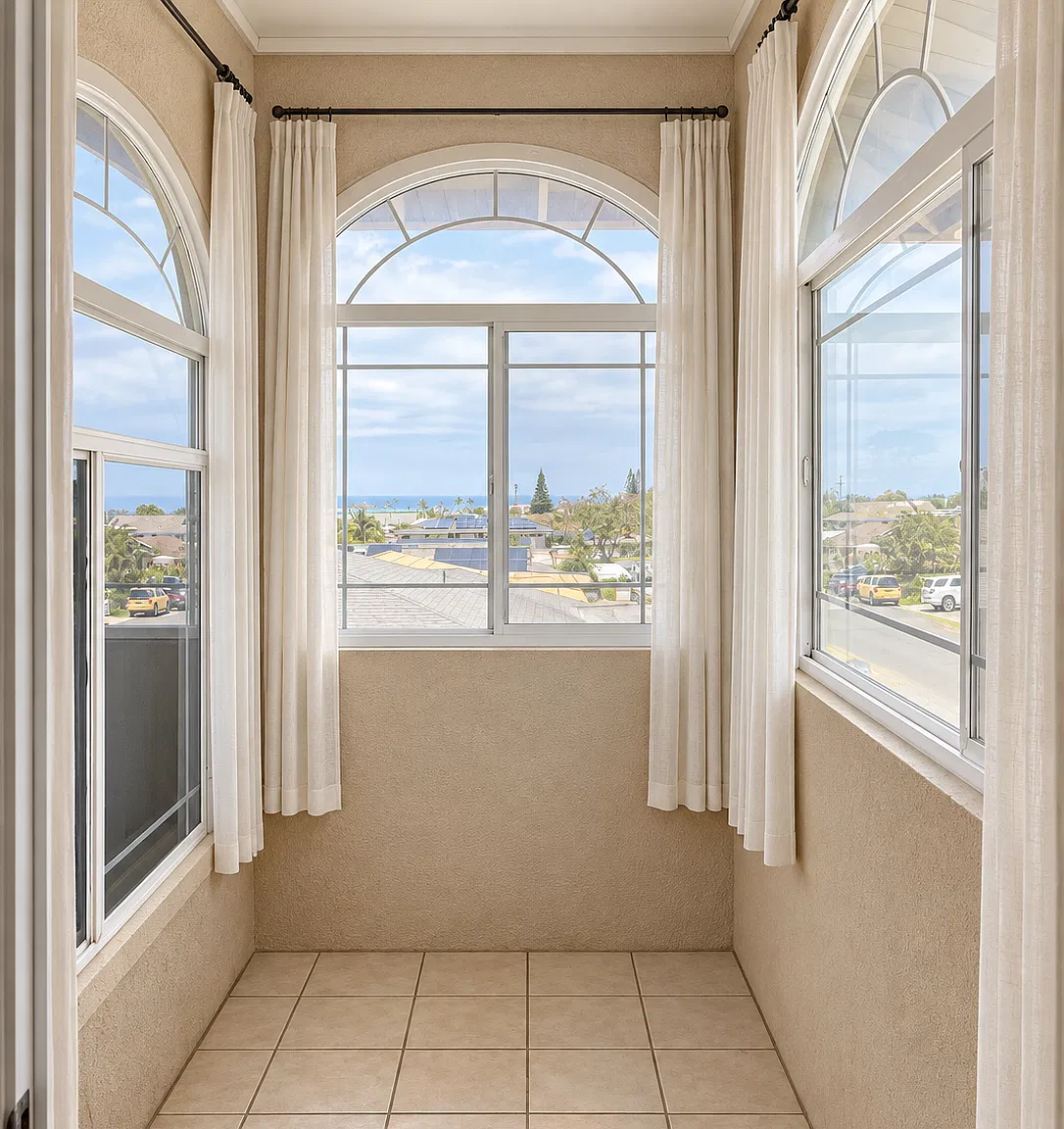 444 Kaulana Street - A — Photo 4