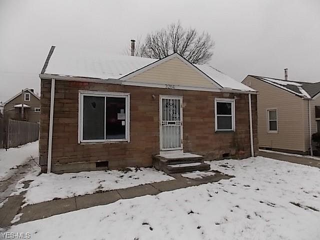 1st image of 3264 E 147th St