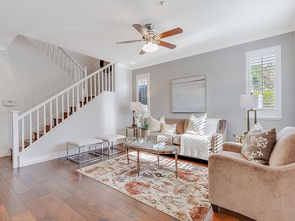 4th image of 32680 Kenita Way