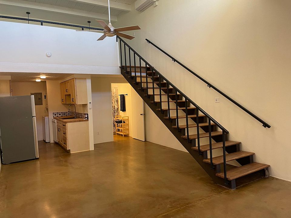 1st image of 925 6th St NW Suite 2