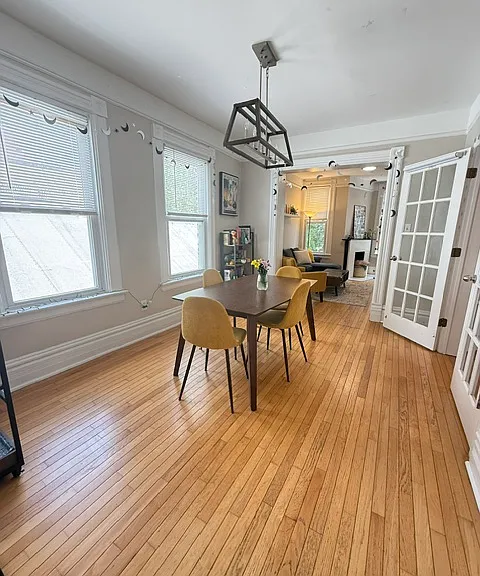 1636 N Claremont Ave #2 — Photo 5