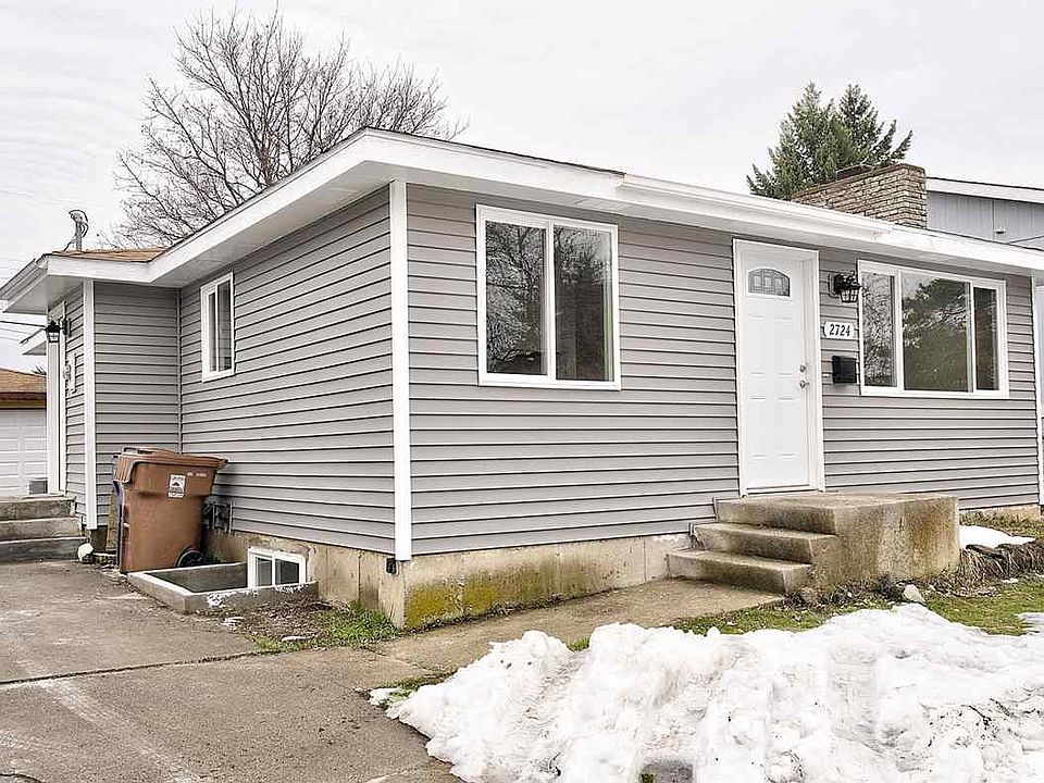 1st image of 2724 N Lacey St