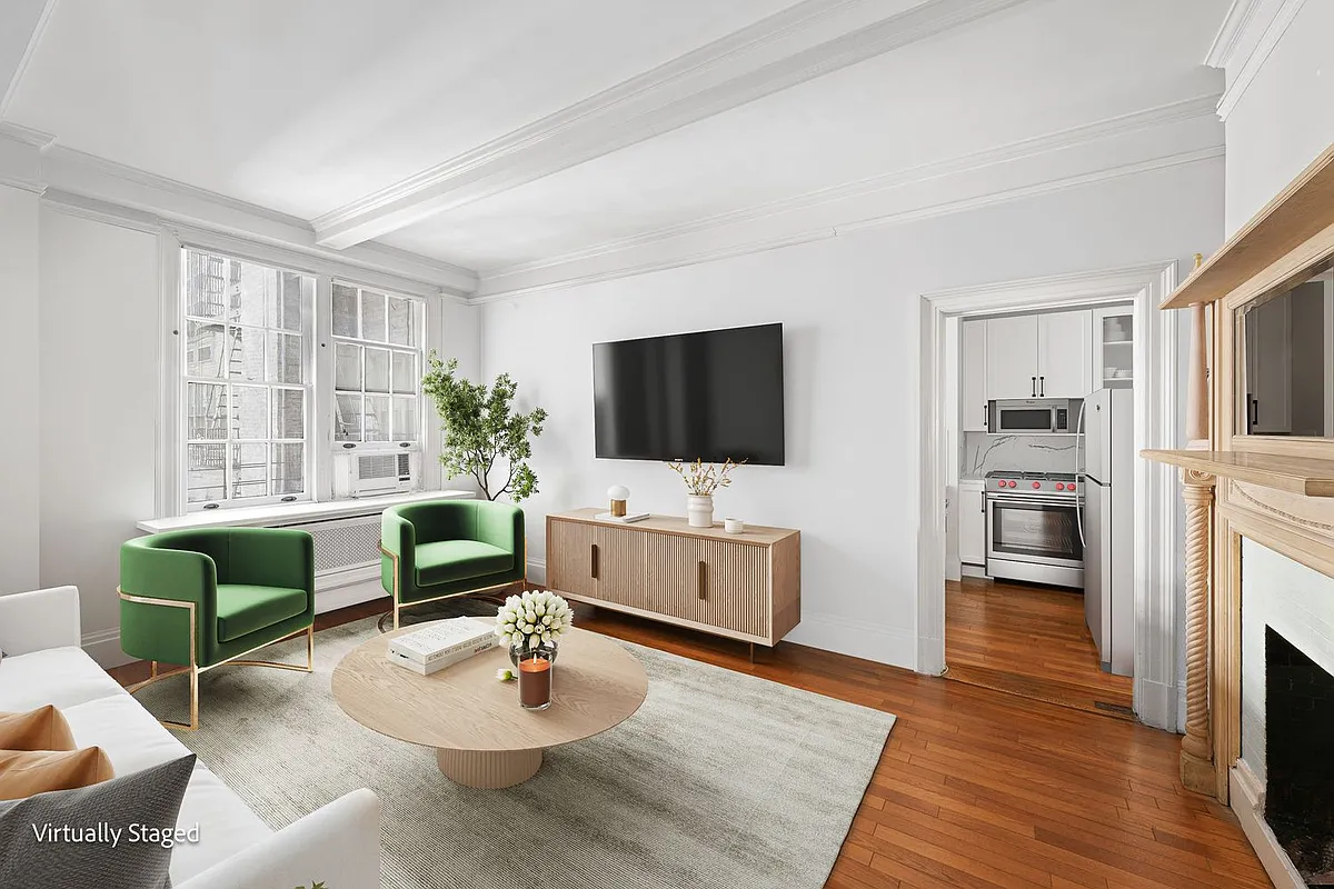 130 East 67th St Unit 6G  