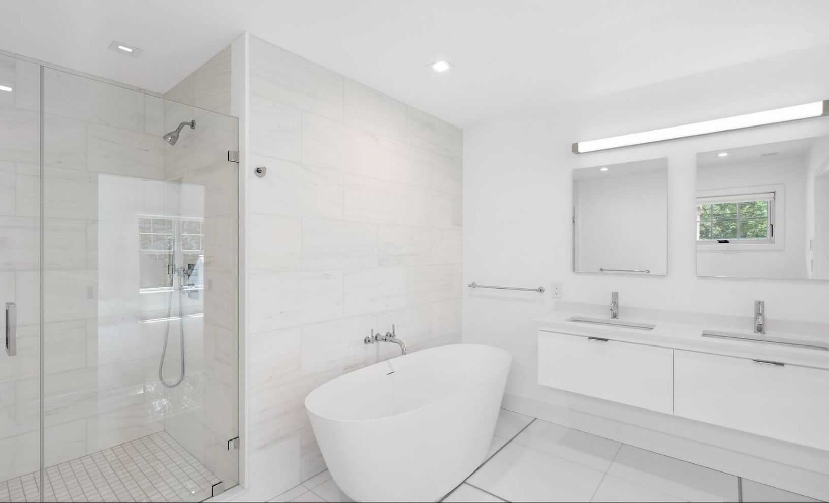  Primary En Suite Bathroom