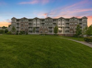 1 Francis Dr APT 211, Andover, MA 01810