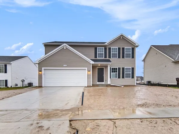 2142 Farm Valley Dr, Adrian, MI 49221