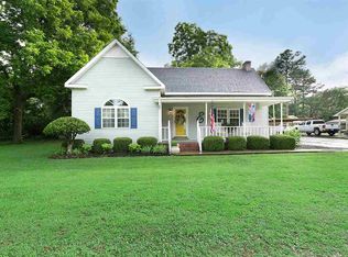 276 E Main St, Bells, TN 38006