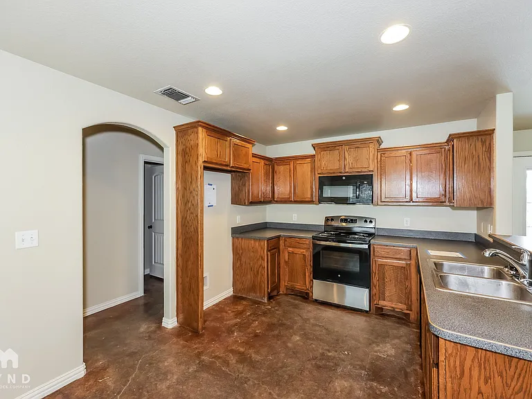 110 Jolin Ln — Photo 7