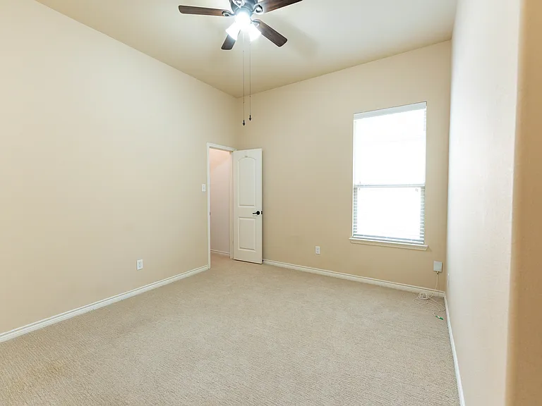 9404 National Pines Dr — Photo 12