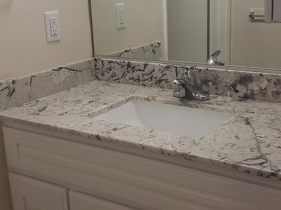 5th image of 2271 Duane St APT 7