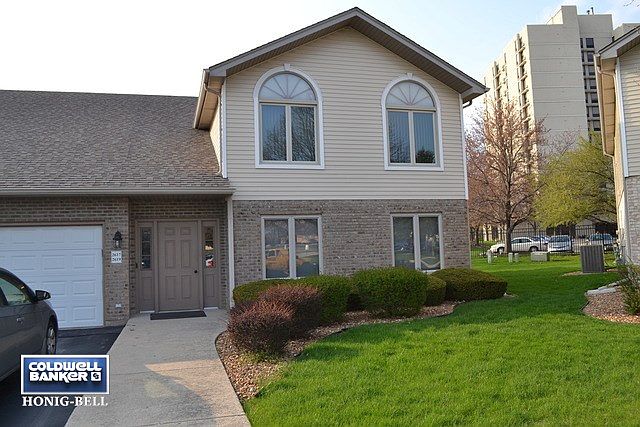 1st image of 2619 Crescenzo Dr #6