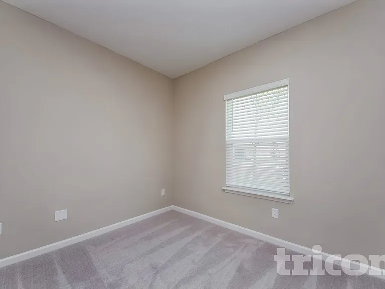10252 Powell Creek Ct — Photo 8