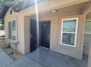 Oswell Apartment Homes 460-464 Oswell St. Bakersfield, CA 93307, Bakersfield, CA 93307