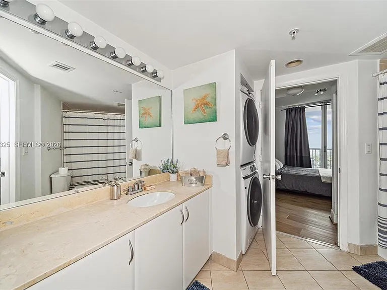 1750 N Bayshore Dr #4315 — Photo 20