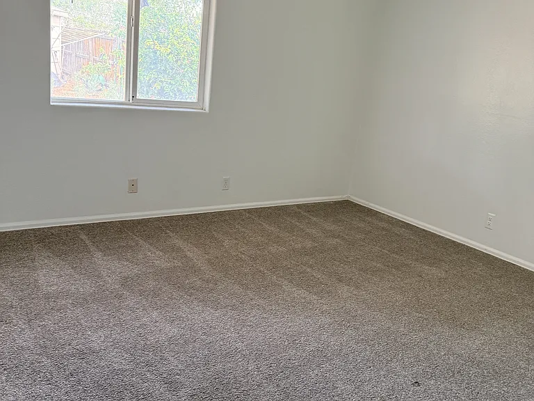 1208 Hermosa Ave — Photo 4