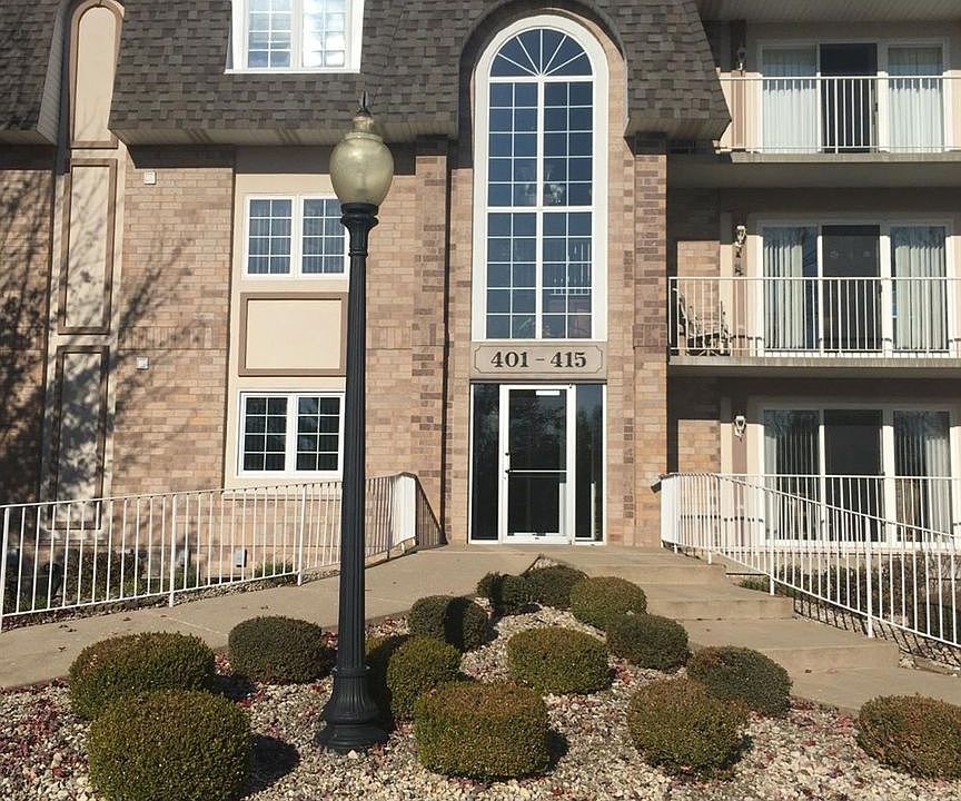 1st image of 402 Swan Dr Unit 1-C