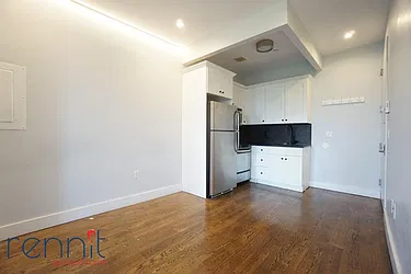 Rented by Rennit Inc.