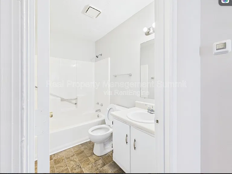 2407 Bare St. — Photo 23