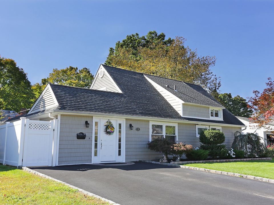 1st image of 14 Mead Ln