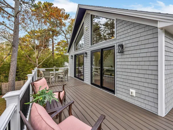 48 Tri-Town Circle, Mashpee, MA 02649