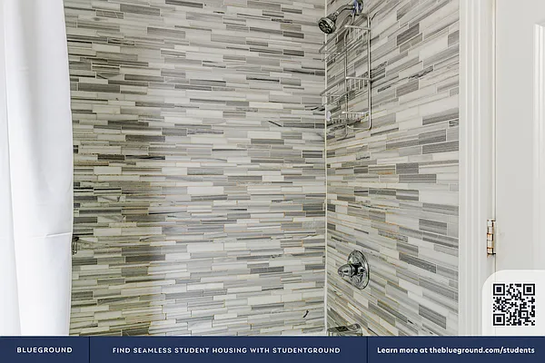 Rented by The Blueground | media 11