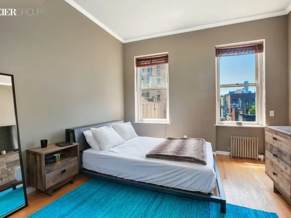 223 West 10th Street image 1 of 6