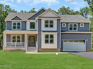 865 Woodbury Dr, Jackson, NJ 08527