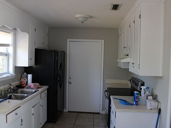2nd image of 309 King St