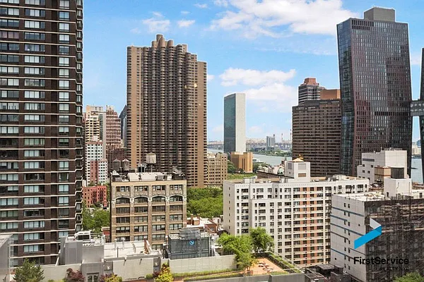 Rented by FirstService Realty (legacy) | media 29